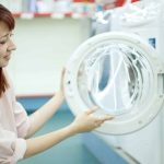 Cara Mencuci Pakaian yang Benar Agar Tidak Mudah Melar